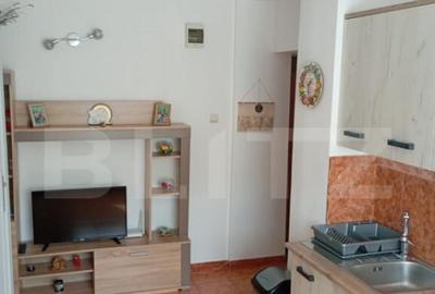 Apartament Decomandat cu 2 Dormitoare, Balcon ?i Bucatari - 9