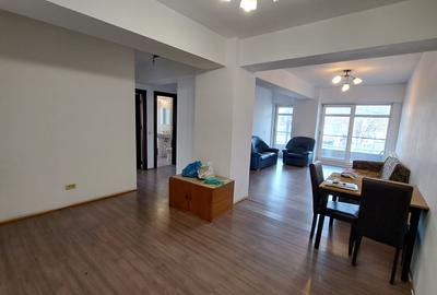 APARTAMENT 3 CAMERE - SUPRAFATA GENEROASA - 1