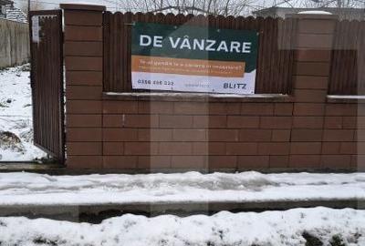 Spațiu comercial, în Plopi