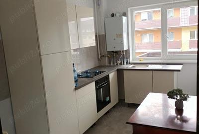 Apartament cu 2 camere decomandat în Sânpetru - 1