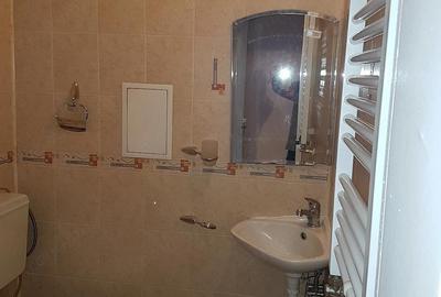 Apartament cu 2 camere decomandat în Lujerului