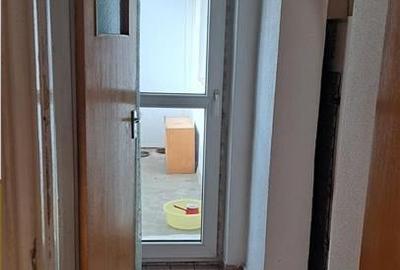 Vanzare apartament 3 camere decomandat DRUMUL TABEREI / FRIGOCOM - 11