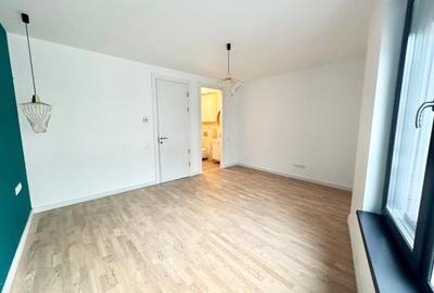 Casă cu 5 camere cu Canalizare în Central - 19