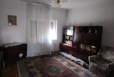 Casa de inchiriat zona Piata Cluj - 1