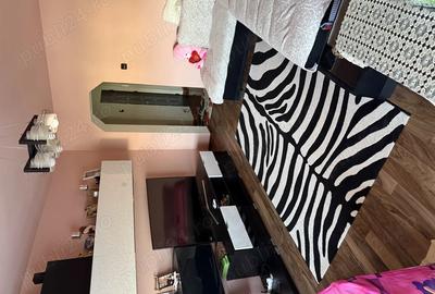 Apartament de vanzare - 9