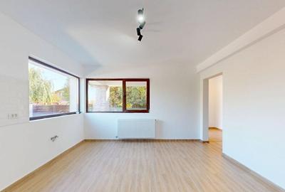 Casă cu 4 camere cu Teren 384 Mp în Domnești - 9