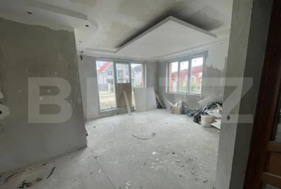 Casă cu 4 camere cu Teren 716 Mp în Botiz - 10