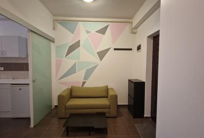 Garsonieră decomandată, mobilată în Roșu - 1