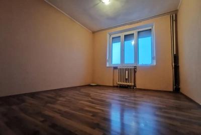 Apartament cu 3 camere decomandat în Rogerius - 1