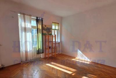 Vanzare apartament 5 camere Cisnigiu, 178 mp, langa blocul Florentin Vanzare apartament 5 camere Cisnigiu, 178 mp, langa blocul Florentin - 5