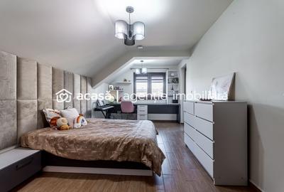 Casă individuală cu 5 camere cu Canalizare în Aradul Nou - 11