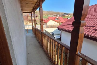 Casă cu 4 camere în Costișa - 16