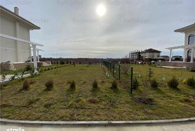 Casă cu 4 camere în Băneasa