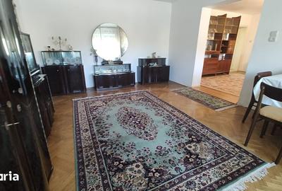 Casă cu 4 camere cu Teren 1564 Mp în Central - 8