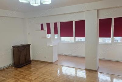 Apartament cu 4 camere decomandat în 22 Decembrie - 4