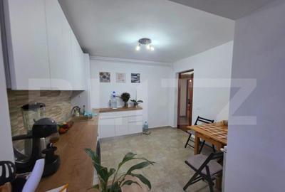 Apartament 3 camere, 74 mp, zona Micro 5 - 10