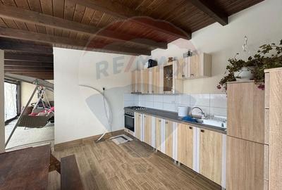 Casă / Vilă cu 4 camere de vânzare în zona Bujac-Arad - 23