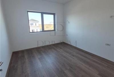 Duplex cu 4 camere cu Canalizare în Moșnița Nouă - 17
