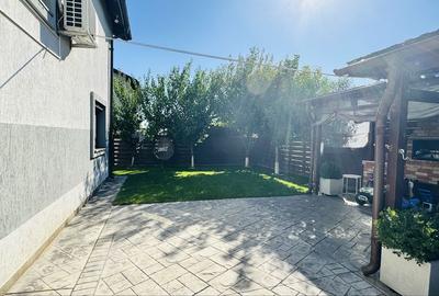 Casă cu 4 camere în Berceni - 1