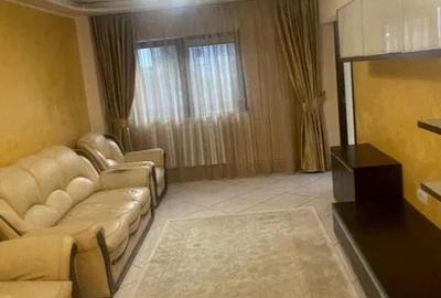 Apartament cu 4 camere decomandat, mobilat în Casa de Cultură - 1