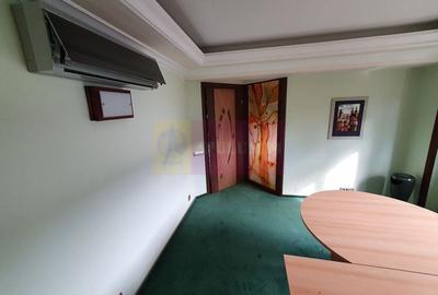 Apartament cu 3 camere de vanzare in Campina - Zona ultracentrala - 5