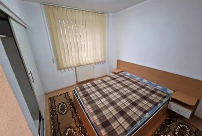 Apartament cu 4 camere decomandat în Traian - 8