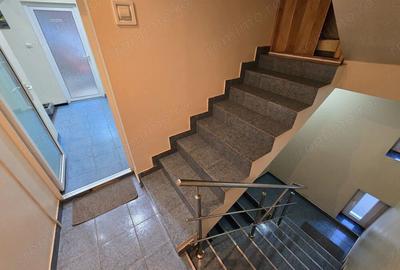 Spațiu comercial, de 68 mp, în Central - 3