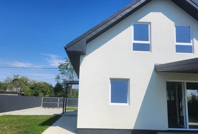 Casă cu 5 camere cu Garaj în Fântânele (Hemeiuș) - 4