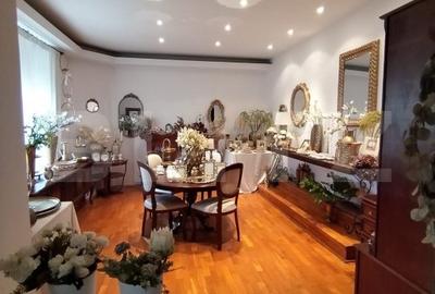 Vila de lux de vanzare, 15 camere, 550 mp, zona Micro 6, comision 0% - 5