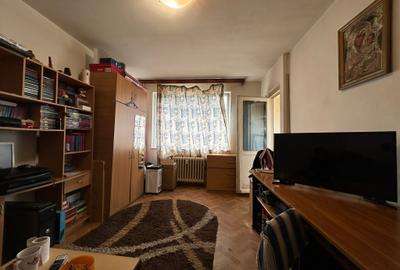 Apartament cu 3 camere decomandat, mobilat în 1 Decembrie 1918 - 3