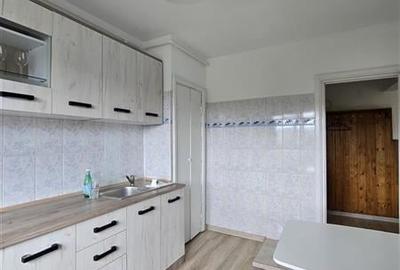 Apartament cu 3 camere decomandat în Gării