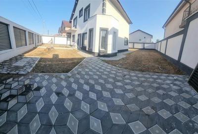 Casă individuală cu 5 camere cu Canalizare în Lumina - 27