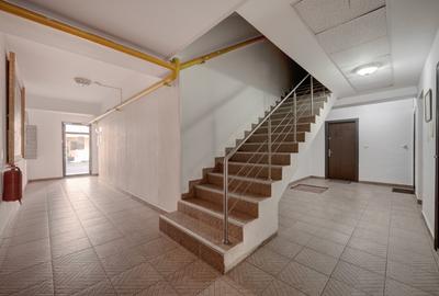 Apartament cu 3 camere decomandat, mobilat în Exterior Nord - 53