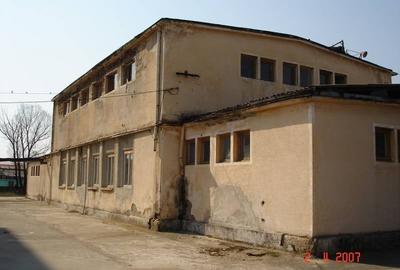 Vand hala de productie in Targu Carbunesti - 2