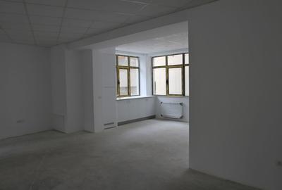 Birou, de 134 mp, în Amzei - 4