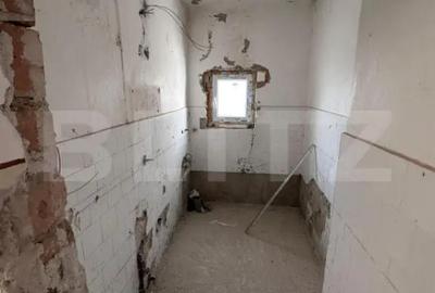Casă cu 4 camere cu Teren 500 Mp în Central - 10