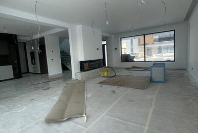 Casă individuală cu 5 camere cu Canalizare în Central - 5