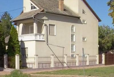 🏡 Casă solidă, spațioasă și versatilă în zona centrală, Sânnicolau Mare - 5