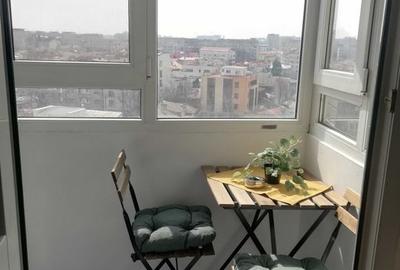 Vanzare garsoniera Piata Victoriei sect 1 - 7