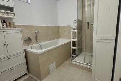 Apartament cu 3 camere decomandat în Central - 2