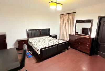 Casa la cheie zona Kilometrul 0 - 5