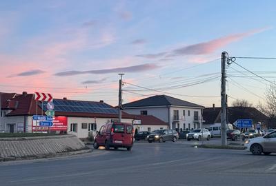 Duplex cu 4 camere cu Canalizare în Moșnița Nouă - 6