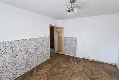 Apartament cu 2 camere decomandat în Cișmea - 2