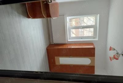 Apartament cu 2 camere semidecomandat în Titu - 8