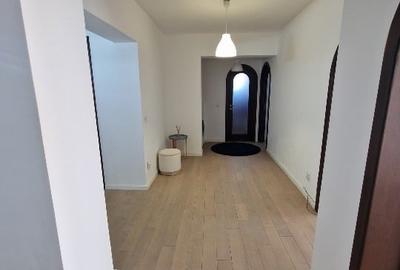 Apartament cu 3 camere, central, Vatra Dornei cu priveliște superba - 2