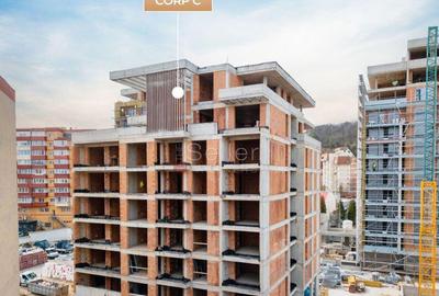 Apartament cu 4 camere decomandat în Răcădău - 5