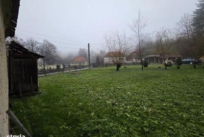 Casă cu 2 camere cu Teren 2086 Mp în Vărmaga - 6