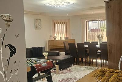 Casă cu 6 camere în Săcălaz - 6