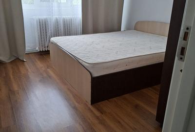 Apartament cu 2 camere decomandat în Exterior Vest