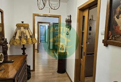 Apartament 3 camere, etaj 1 - 9